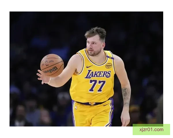 雷迪克称东契奇末节精彩发挥 詹姆斯状态让人自愧不如