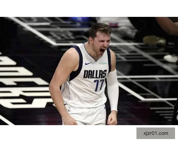 雷迪克称东契奇掌控球队进攻节奏 战术运转以他为核心